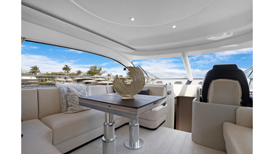 2025 Azimut 53 Fly  21 