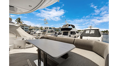 2025 Azimut 53 Fly  31 