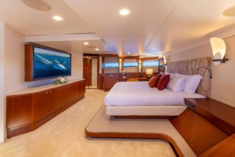 TAHI 15 Owners cabin