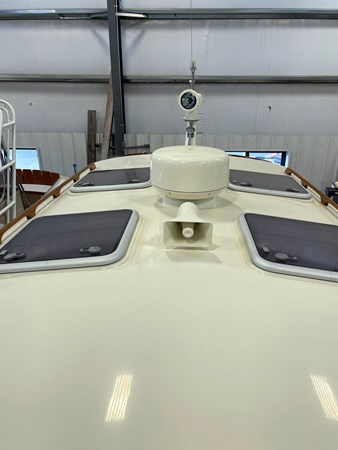 SOLEIL, Hinckley Picnic 36 EP, Rooftop Instruments