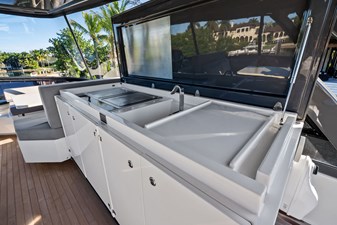 SUNSATION 16 SUNSATION 2019 FERRETTI YACHTS 780 Motor Yacht Yacht MLS #457047 16