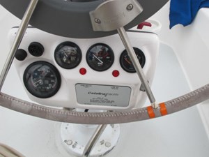 HARMONY 19 Helm gauges