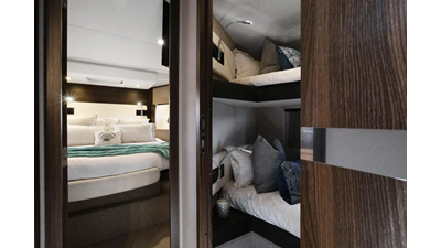 2019 Azimut 50 Flybridge 8 