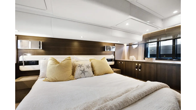 2019 Azimut 50 Flybridge 10 