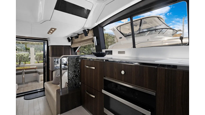 2019 Azimut 50 Flybridge 22 