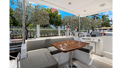 2019 Azimut 50 Flybridge 34 