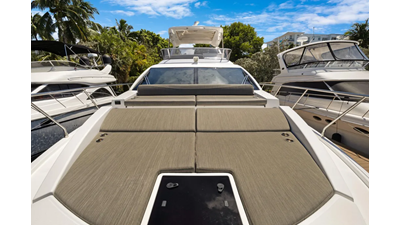 2019 Azimut 50 Flybridge 41 