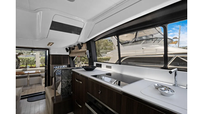 2019 Azimut 50 Flybridge 45 