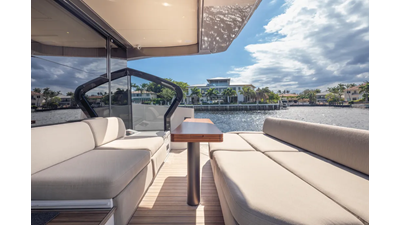 2025 Azimut Seadeck 6 20 