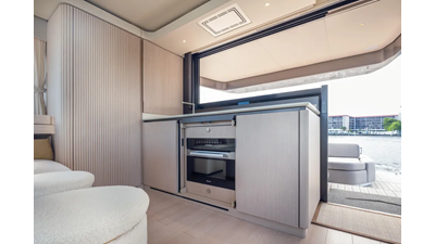 2025 Azimut Seadeck 6 27 