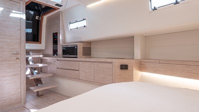 Live A Little 31 2022 Pardo Yachts 43