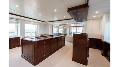 2008 Benetti classic 120 11 