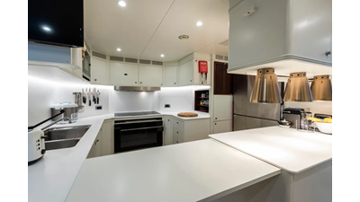 2008 Benetti classic 120 13 