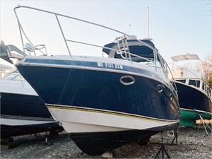 31' Four Winns 2007 318 2 