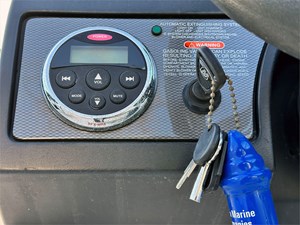 26' Sea Ray 2014 260 Sundeck 18 