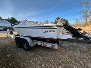 20' Boston Whaler 1999 Ventura 2 