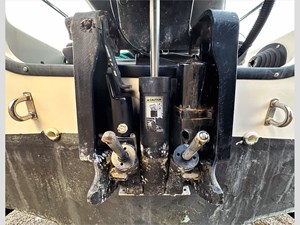 20' Boston Whaler 1999 Ventura 31 