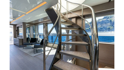 90 OCEAN ENCLOSED 14 
