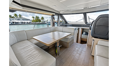 EMERALD 27 