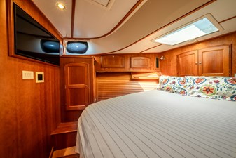 CONCERTO IN SEA (name reserved) 27 Owner's Stateroom Portside