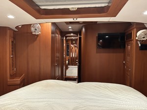 TRIUMPH  51 VIP Cabin Aft