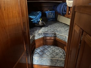 ALLURE 13 V berth
