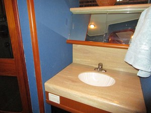 LUCKY STARS 32 Port side head