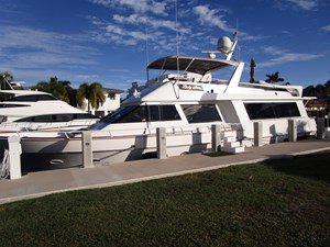 LUCKY STARS 71 Home dock