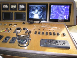 SEASEID 19 Lower helm detail starboard