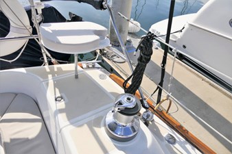 C OTTER 52 Cockpit Aft Port