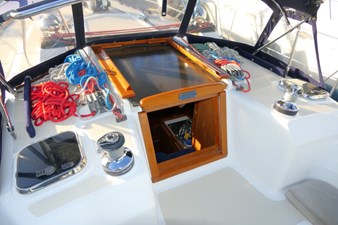 C OTTER 62 Companionway