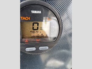 25' Triton 2003 2486 11 