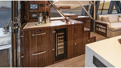 64 SPORTS MOTOR YACHT SERIES 2 7 