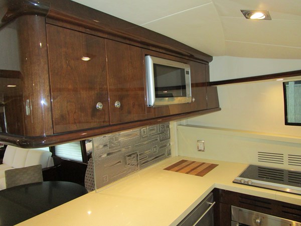 Galley aft area