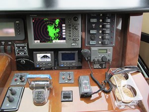 SHORE GIRL 20 Helm detail stbd