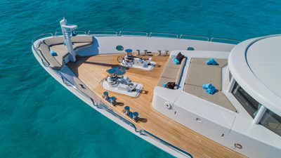 STARSHIP  51 Aerial Foredeck