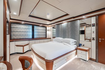 Titian Pearl 48 