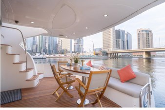 MAZ Majesty 68ft 3 Main deck aft seating & dining area
