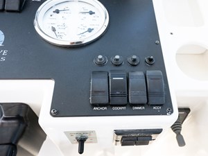 ARCHIMEDES 22 ARCHIMEDES, 2005 Back Cove 29 Hard Top