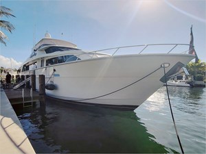 100' Hatteras 2001 Custom Yacht 4 