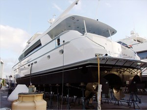 100' Hatteras 2001 Custom Yacht 6 