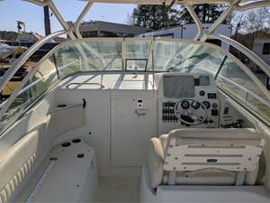 25' Hydra-Sports 2010 2500 VX 11 