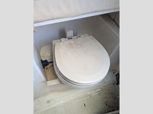 25' Hydra-Sports 2010 2500 VX 17 