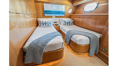 PERFECT HARMONY 42 