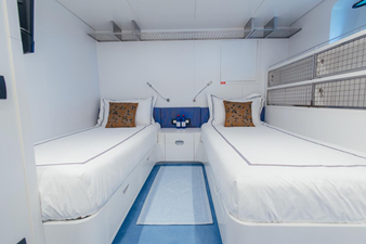 LADY IN BLUE 22 LADY IN BLUE.pdf-image-024