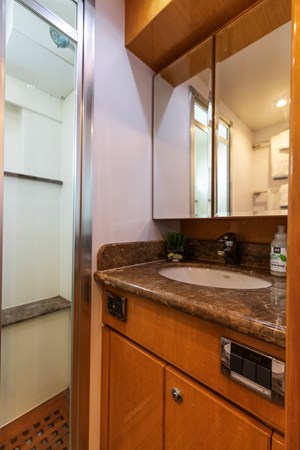 2003 Hargrave 68 Open Flybridge Melodious II37