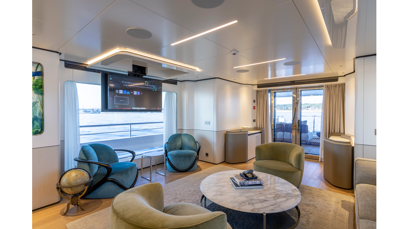 BEE EXPLORER - Yacht for sale