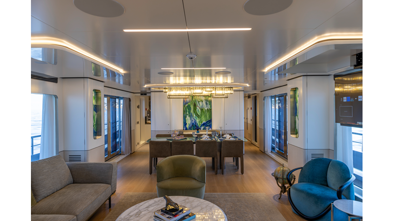 BEE EXPLORER - Yacht for sale