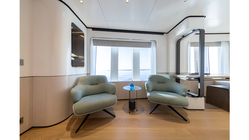 BEE EXPLORER - Yacht for sale