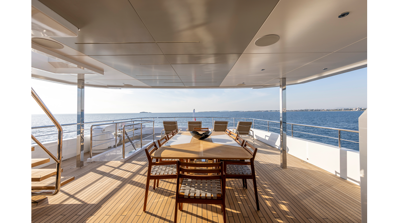 BEE EXPLORER - Yacht for sale